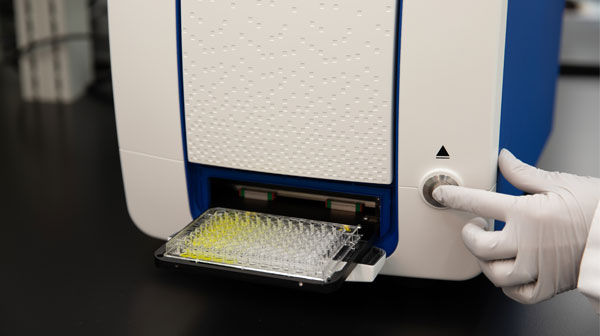 SpectraMax® Mini Multi-Mode Microplate Reader | Danaher Life Sciences
